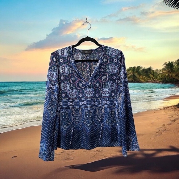 Laundry Blue Floral/Paisley Intricate Print Top with Metallic Silver Threads - Picture 6 of 16